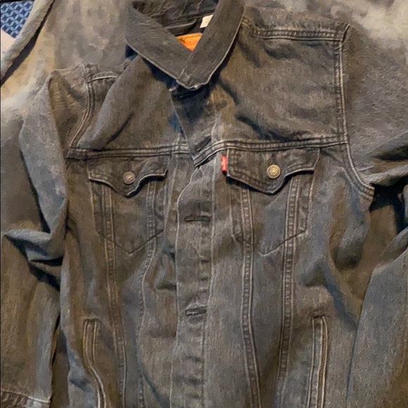 Levi’s jacket - Picture 1 of 3